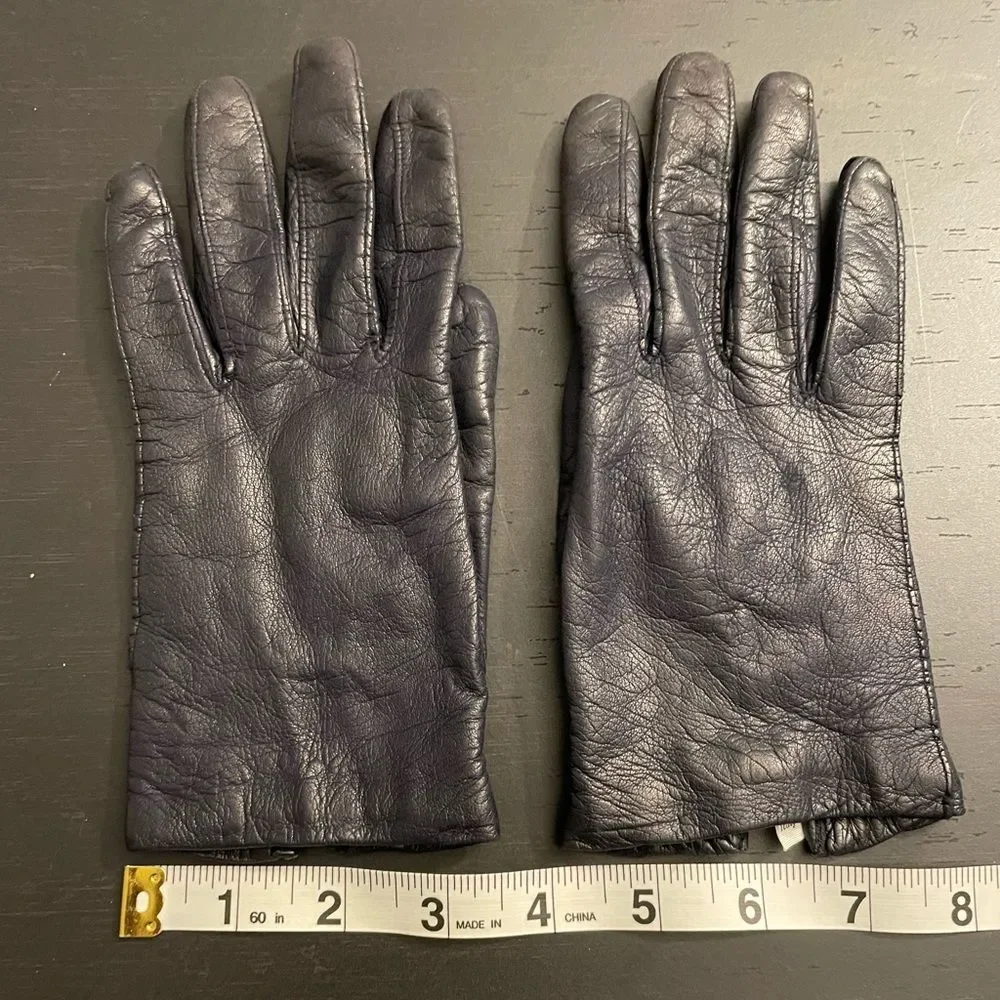Vintage 1950s/1960s Ink Navy Blue Italian Leather Orlon Lined Women’s Gloves